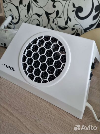 Вытяжка настольная Max Ultimate Vll