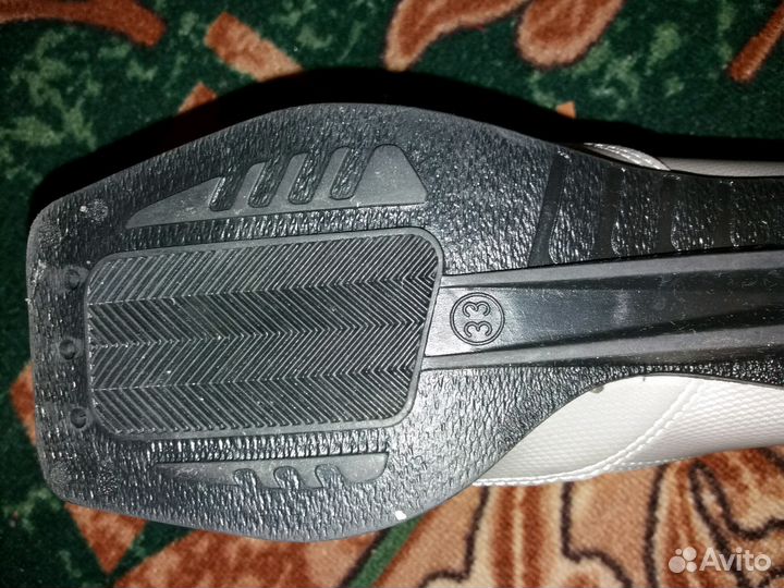 Лыжные ботинки