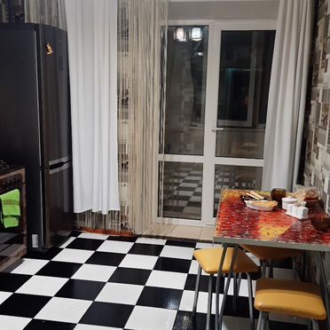 4-к. квартира, 80 м², 4/5 эт.