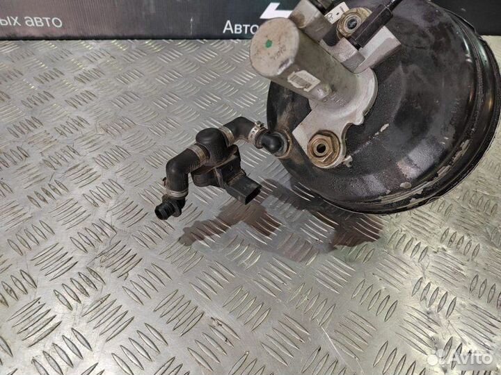 Вакуумный усилитель тормозов Volkswagen Passat B5