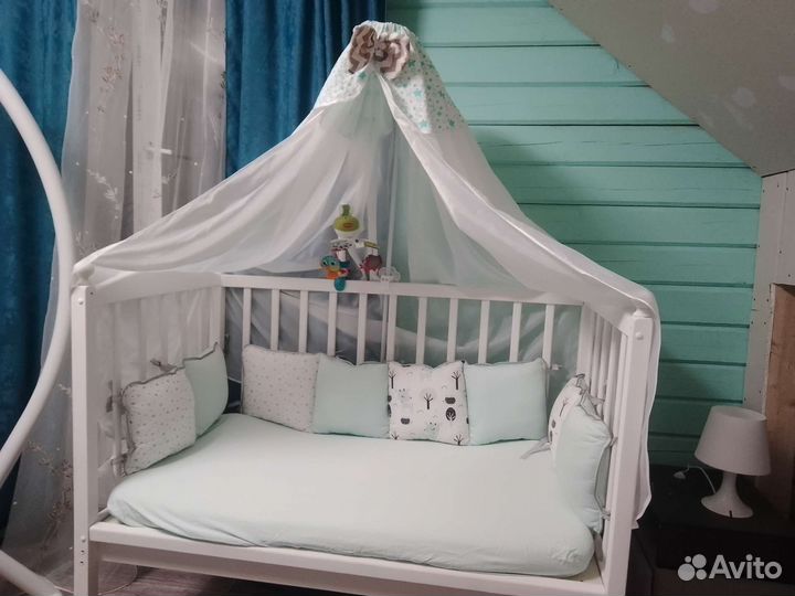 Детская кроватка