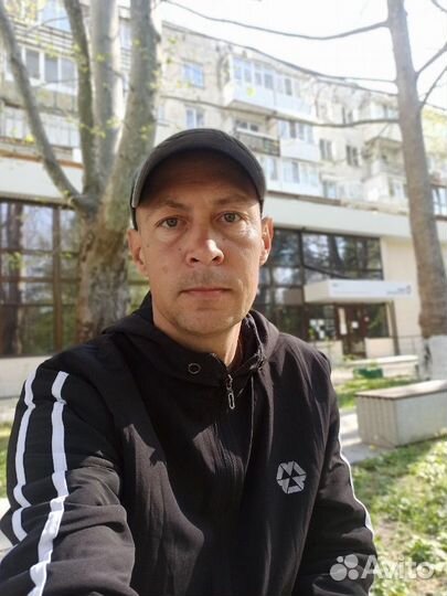Токарь