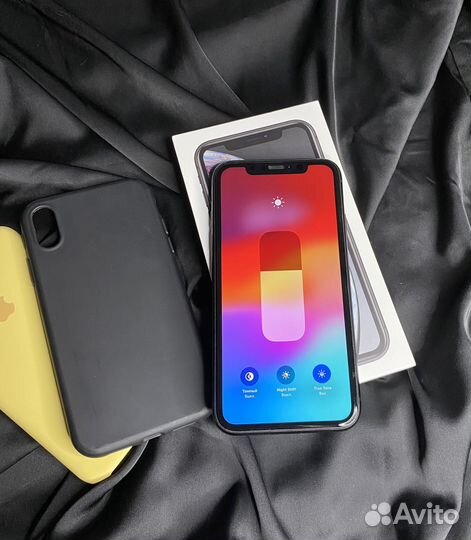 iPhone Xr, 64 ГБ