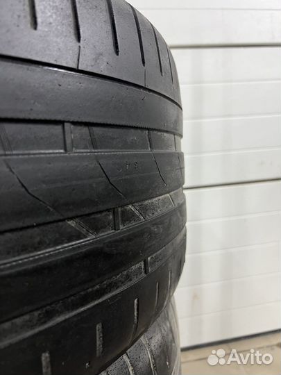 Nokian Tyres Hakkapeliitta 8 SUV 295/35 R21