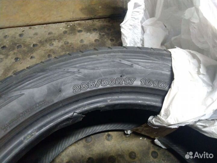 Yokohama Advan ST V802 255/55 R17 101W