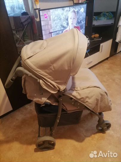 Прогулочная коляска corol