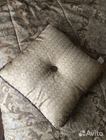 Покрывало с подушками комплект