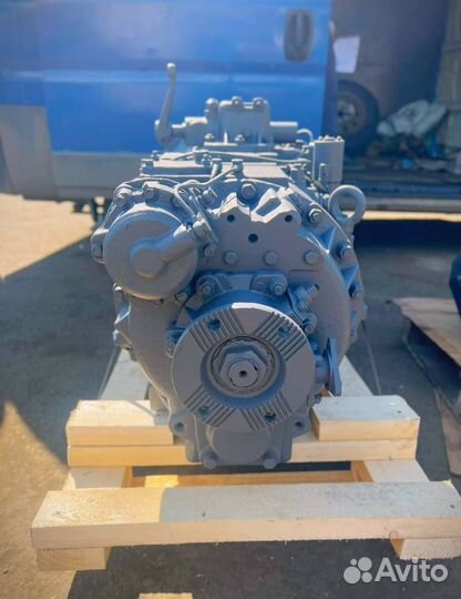 Мзкт Коробка передач 202