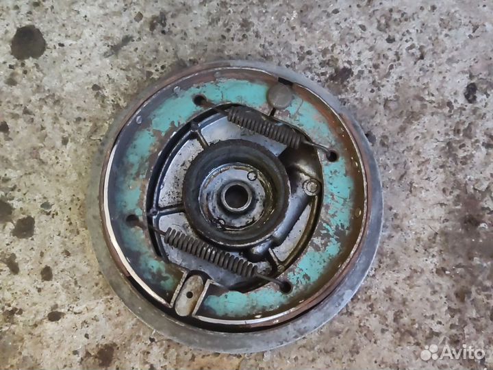 Передний тормозной барабан Иж юпитер планета 1/2