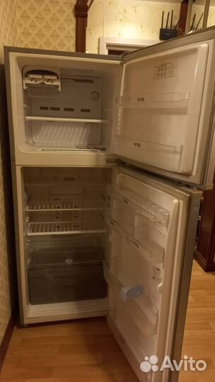 Холодильник бу маленький