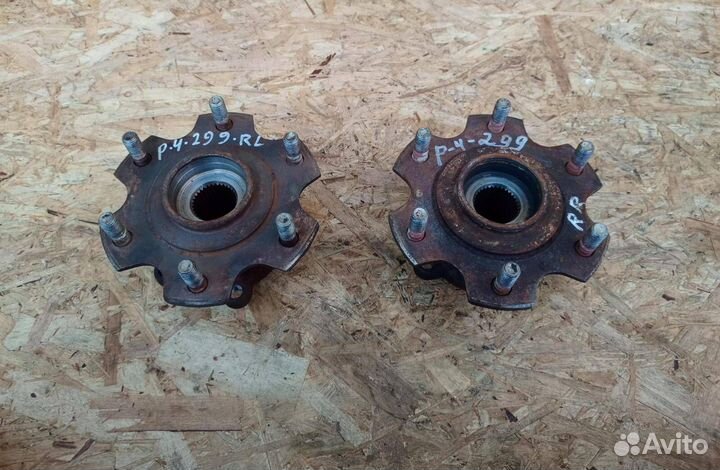 Ступица Mitsubishi Pajero 4 задняя 6G72 3.0