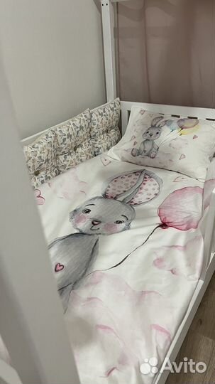 Бортики в детскую кроватку для девочки