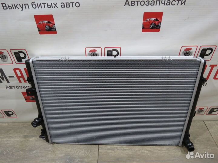 Радиатор основной Volkswagen Tiguan