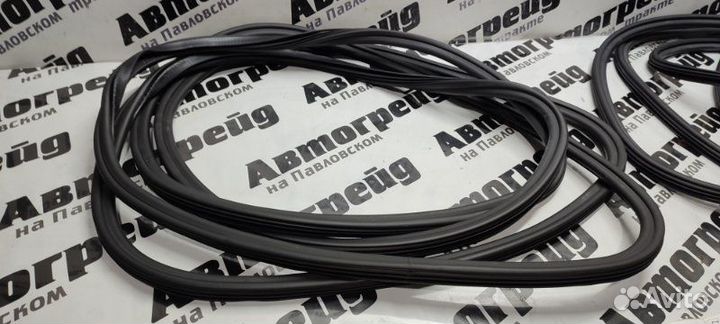 Уплотнение двери Audi Q5 8R cdnc 07.09.2011