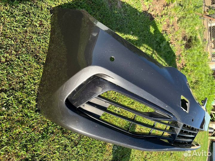 Передний бампер BMW G30