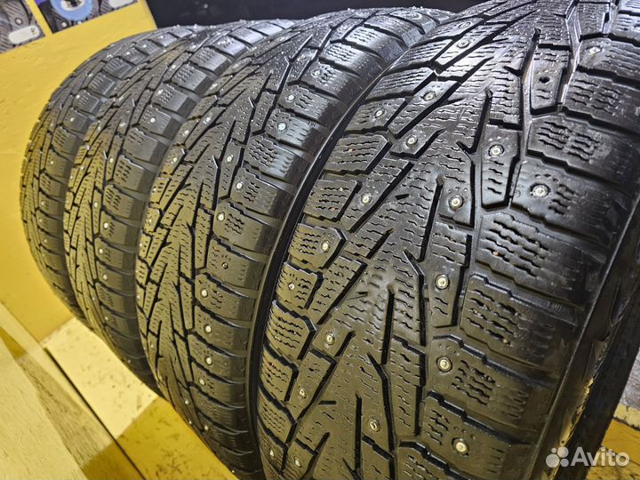 Nokian Tyres Hakkapeliitta 7 SUV 235/65 R17 108T