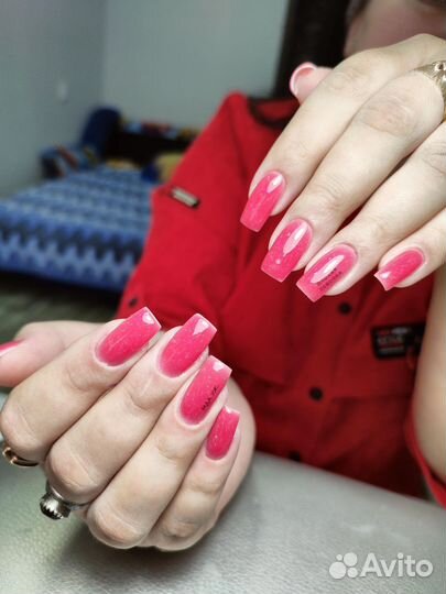 Наращивание ногтей, педикюр