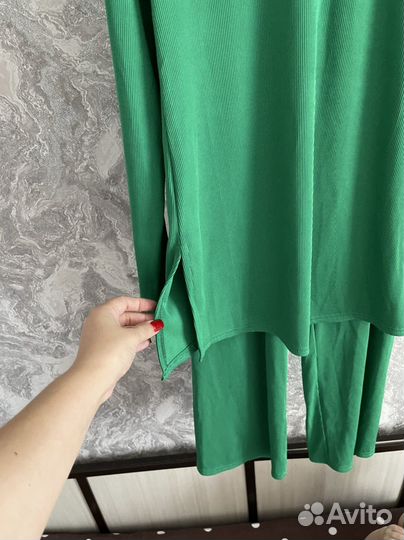 Костюм женский