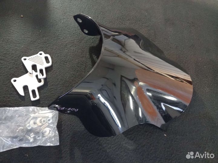 Стекло ветровое Honda, Suzuki, Kawasaki