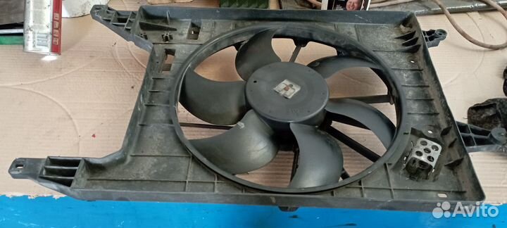 Вентилятор охлаждения двигателя в сборе LADA largu