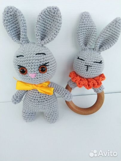 Вязаные погремушки. Зайчик. Мишка. Жирафик