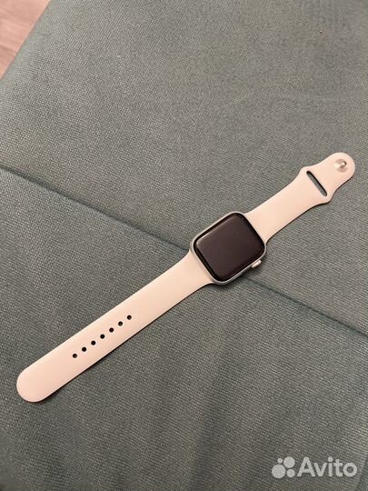 Apple watch series 8