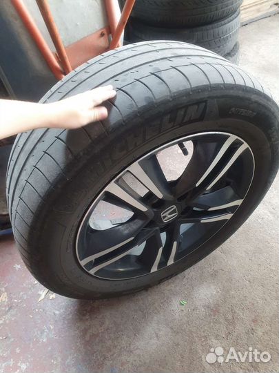 Michelin Latitude Sport 55 R17