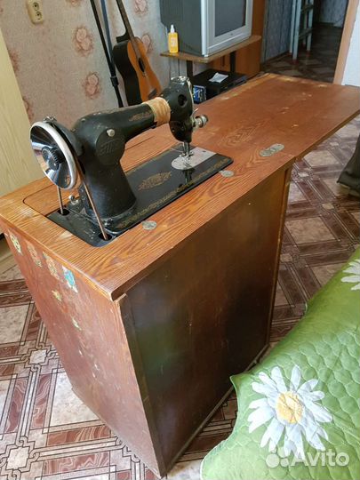 Ручная швейная машина бу