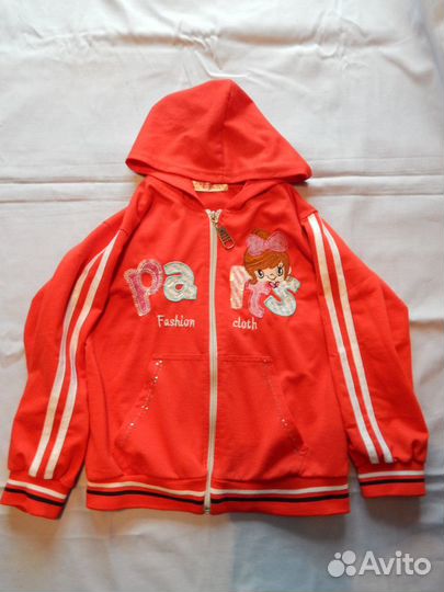 Ветровки с капюшоном, кофточки