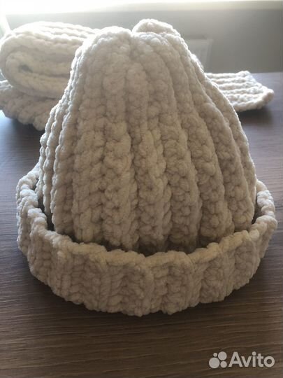 Вязаный комплект (шапка+шарф), ручная работа