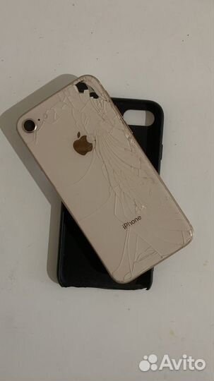 Телефон iPhone 8 64 gb