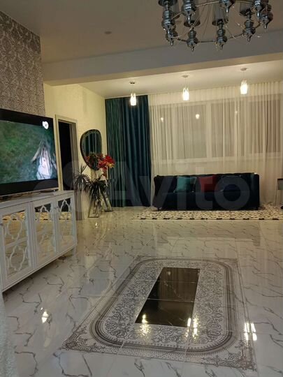 3-к. квартира, 115 м², 3/4 эт.