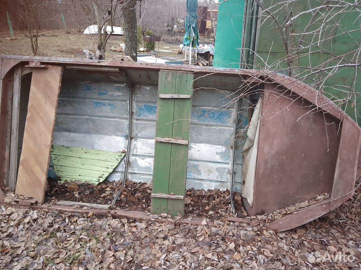Продаю лодку