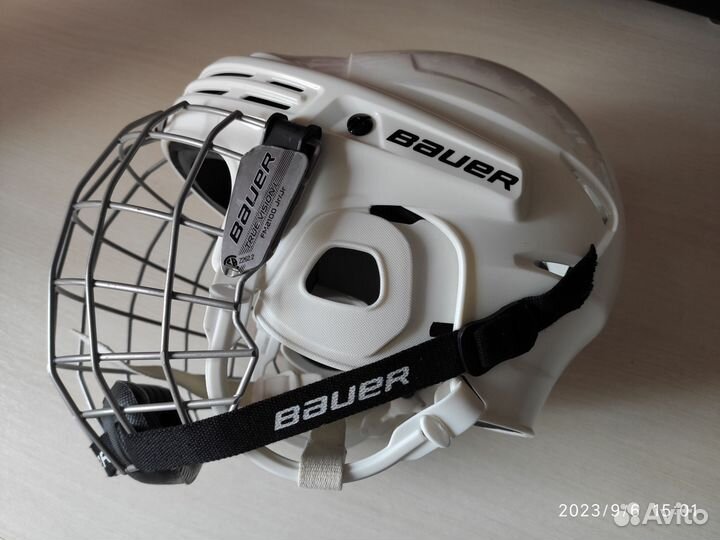 Шлем хоккейный bauer