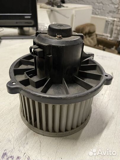 Моторчик отопителя Kia Spectra 2001-2011