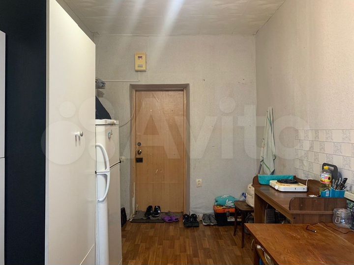 Комната 13,7 м² в 5-к., 4/5 эт.