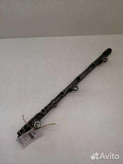 Рейка топливная Toyota Mark Ii GX110 1GFE