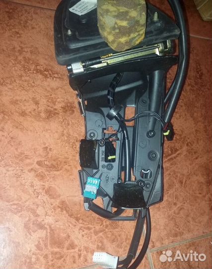 Механизм зеркала мерседес S 220 А 2208100276