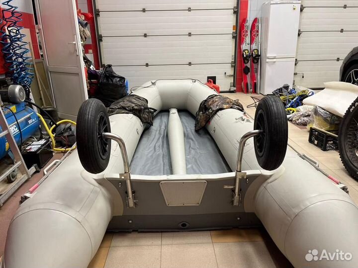 Лодка badger sd370