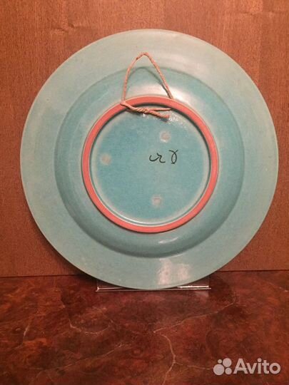 Настенная тарелка