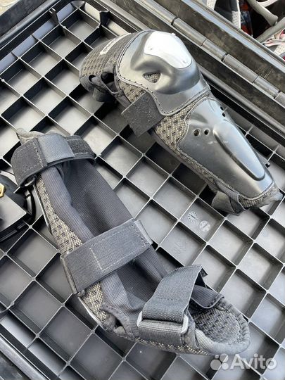 Защита локтей кросс эндура