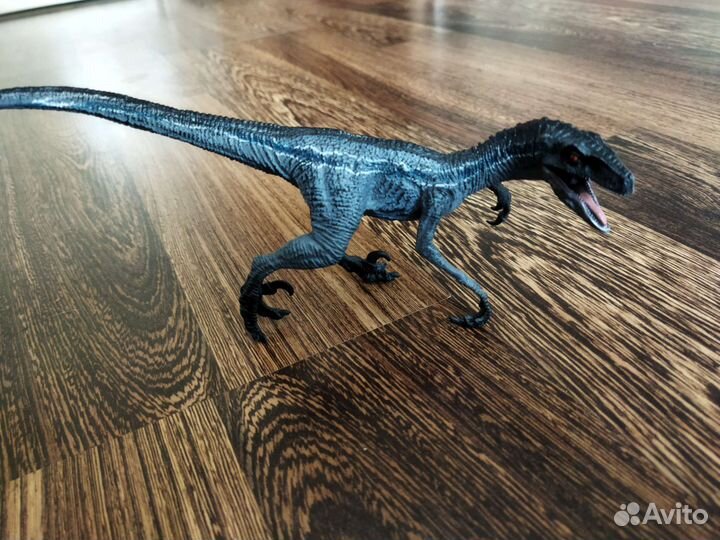 Динозавр велоцираптор blue