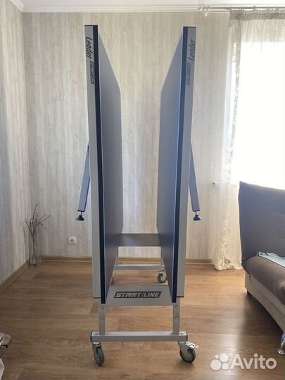 Теннисный стол