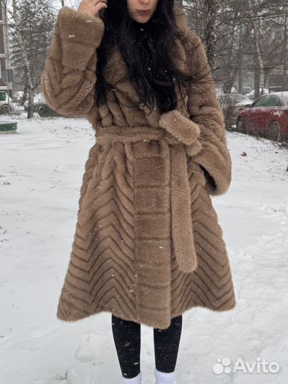 Шуба из эко меха