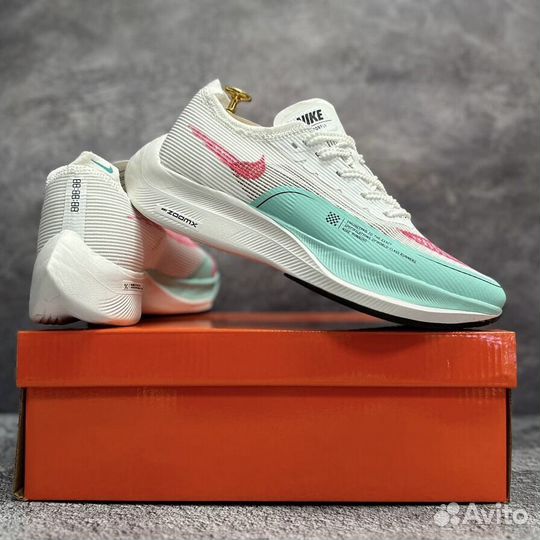 Кроссовки Nike ZoomX Vaporfly