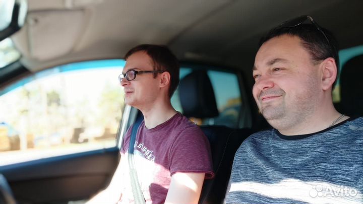 Автоинструктор Роман Кисурин