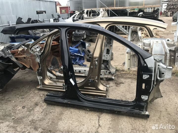 Порог со стойкой правый VW Golf 6 2008–2016