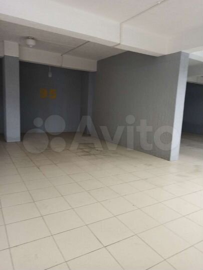 Машиноместо, 20 м²