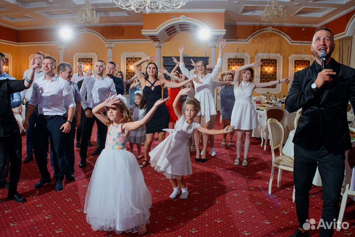 Ведущий на свадьбу