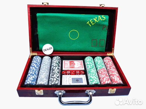 Набор Покер в деревянном кейсе 300 фишек